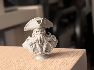 The Cursed Captain – Büste inspiriert