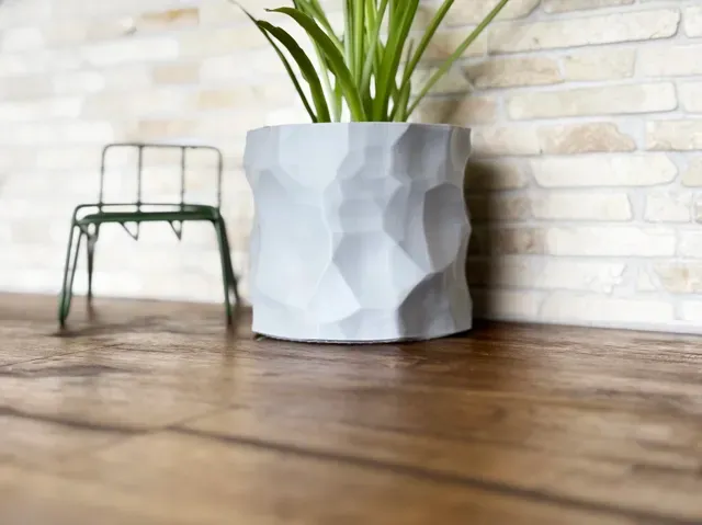 Stone Plant pot Planter - Vase mode — Image 3 of 6