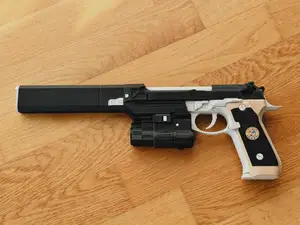 Resident Evil – Beretta 92F Samurai Edge / Wesker