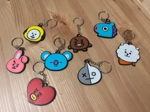Llaveros BT21