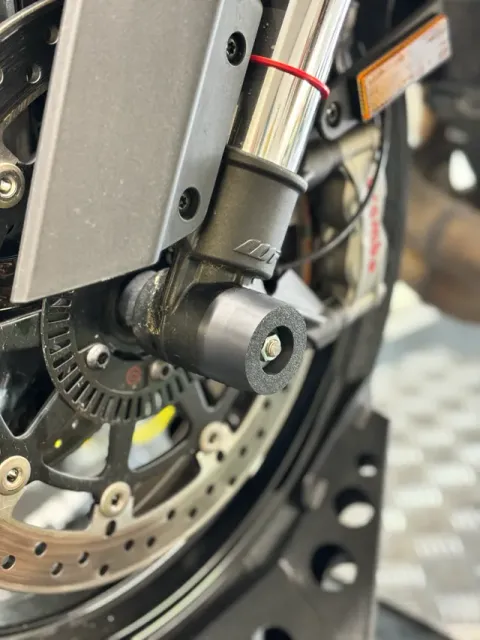 KTM Super Duke 1290 R Crash Pads — Фото 2 из 15