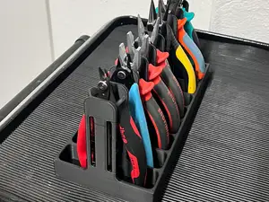 9‑Pliers Desk Rack fast print