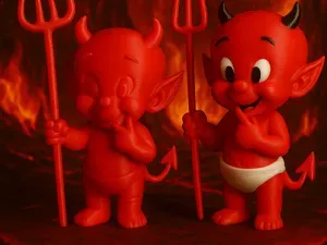 Bébé diablotin coquin au trident