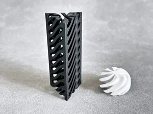 Vortex Ball Fidget – Triangle Frame Twist Toy