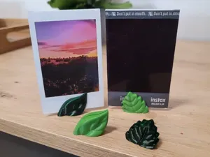 Leaf Photo/Notes Stand – 2 Models