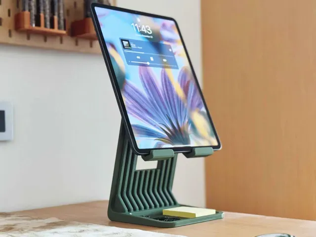 iPad / Tablet Stand Riser
