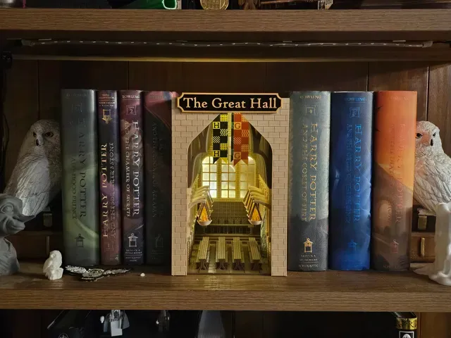 Harry Potter The Great Hall Book Nook — Фото 10 из 10