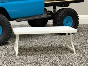 Folding Table | 1-10 Scale