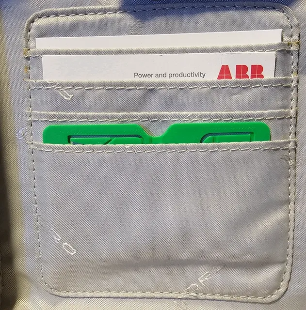 Super-thin credit-card sized phone stand (<6g!) — Image 3 of 5