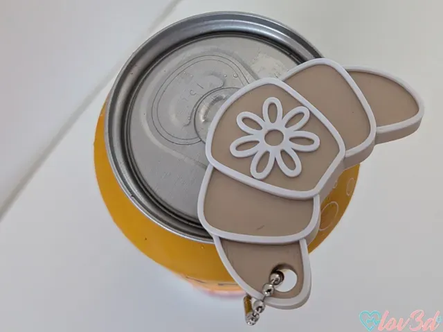 Cute Croissant Can Opener & Nail Saver Keychain — Фото 4 из 6