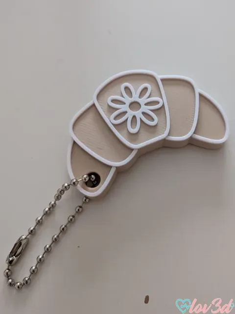 Cute Croissant Can Opener & Nail Saver Keychain — Фото 5 из 6