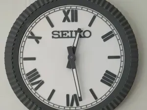 Reloj Seiko Funcional, para colgar en pared