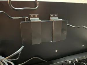 Samsung OLED G9 G95SD 49" – Netzteilhalter