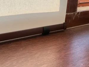 Нижнее крепление для рулонных штор