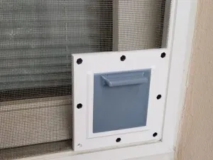 Fliegengitter-Durchführung Gartenschlauch - Kabel