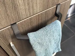 Over-the-Cabinet Curved Towel Holder