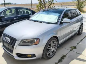 A3 8P 4dr sideskirts