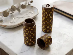 Portable Lipstick/Lip Balm Container