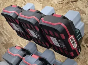 Parkside 20V Akkuhalter angewinkelte Wandmontage