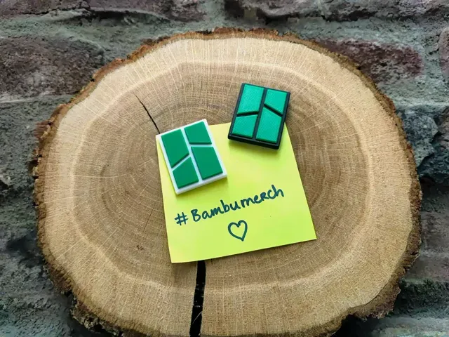 'Unofficial' Bambu Lab Magnet & Keychain — Image 7 of 7