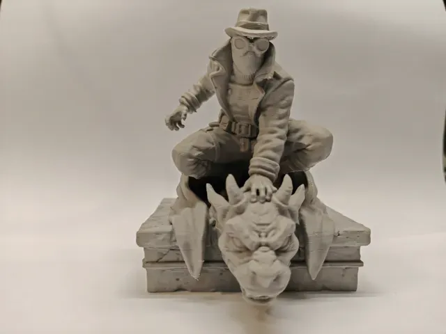 Noir Vigilante: The Gargoyle Perch — Image 3 of 7