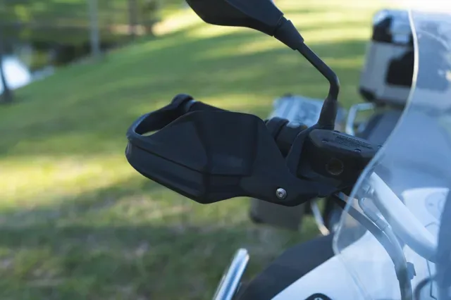BMW R1200/1250 GS Handgaurds — Image 2 of 7