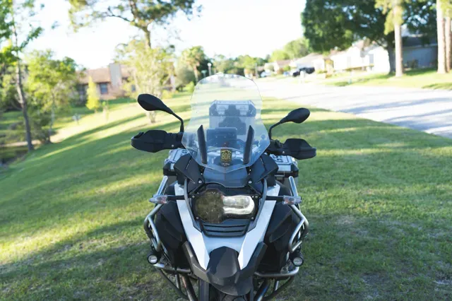BMW R1200/1250 GS Handgaurds — Image 4 of 7