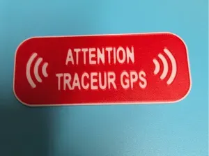 Badge panneau attention traceur gps