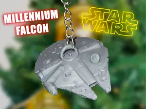 Millennium Falcon Christmas ornament / keychain