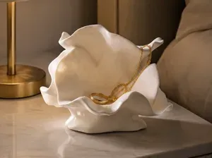 Elegant Bloom Wave Vase