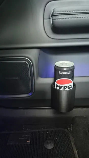 Clip-On Car Holder – Polestar 2, 4 & Universal — Image 2 of 12