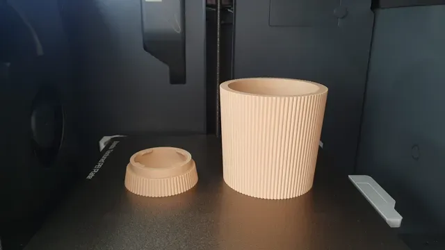 Planter with drip container — Image 4 of 4