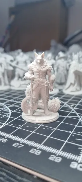 Lupin/Wolffolk Barbarian D&D Miniature (45mm) — Фото 3 из 7