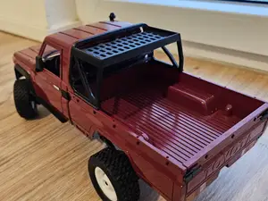 MN82 Toyota Landcruiser Bügel zum an klicken