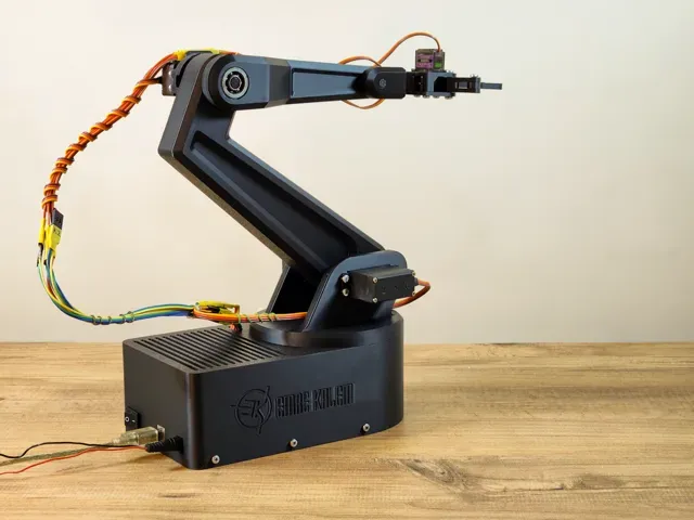 Robotic Arm with Servo & Arduino — Image 5 of 13