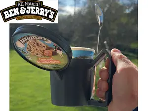 Ben&Jerry´s Icecream cup, lid and spoon holder!