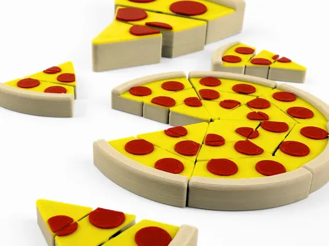 Flexi Pizza Fidget Toy