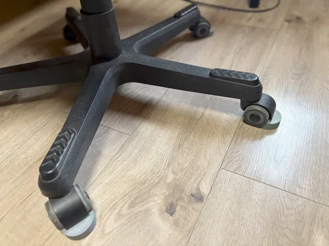 Simracing Wheel Stand Pro Chair Stopper Set — Image 4 of 8