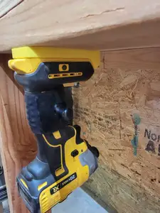DeWalt 20v Tool Holder - Under Mount