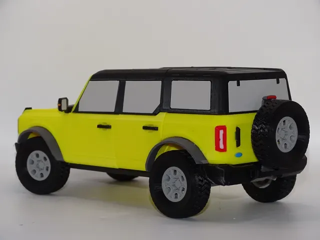Ford Bronco Wildtrack w/ Steering Wheel 1:19 Scale — Image 9 of 15