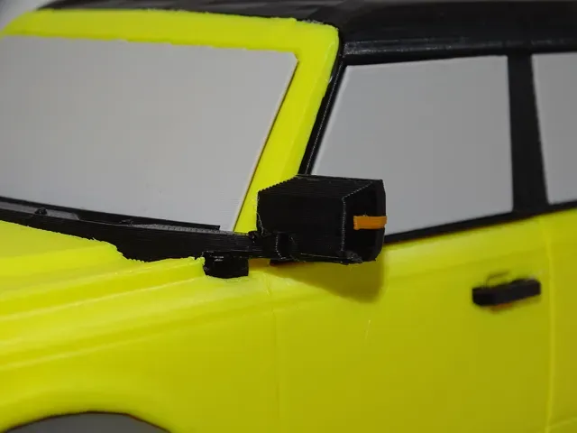 Ford Bronco Wildtrack w/ Steering Wheel 1:19 Scale — Image 7 of 15