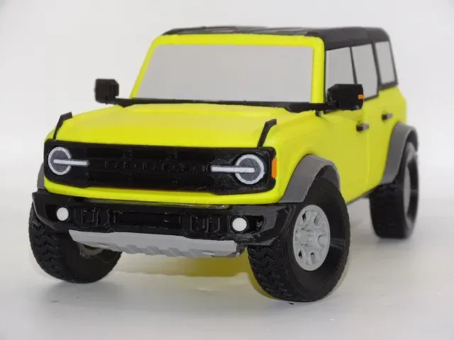 Ford Bronco Wildtrack w/ Steering Wheel 1:19 Scale — Image 5 of 15