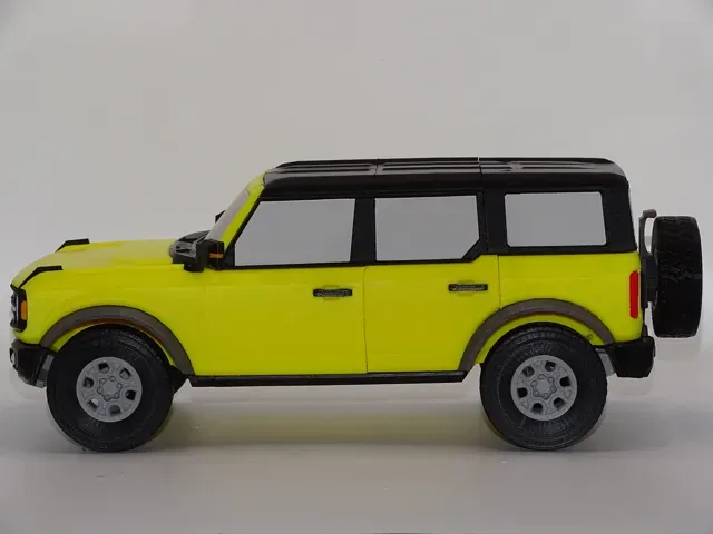 Ford Bronco Wildtrack w/ Steering Wheel 1:19 Scale — Image 6 of 15