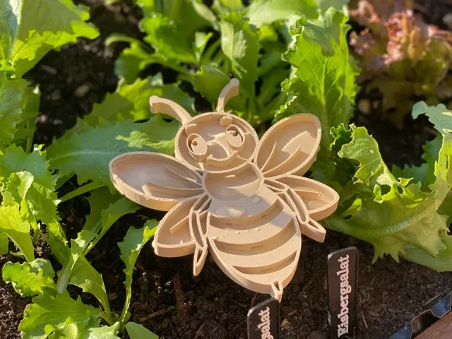 Insect water feeder - Bee bath - Bird bath