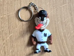 Yankees Tazmanian devil Taz flexi keychain