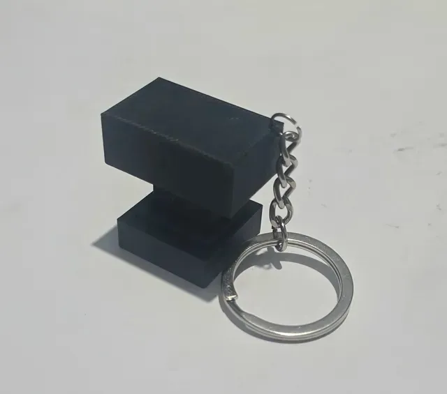 Minecraft Anvil Keychain — Фото 2 из 4