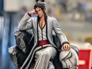 Aizen Inspired Throne Statue