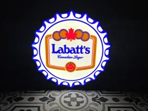 Retro Labatt's Bottle Cap LED Lightbox Sign