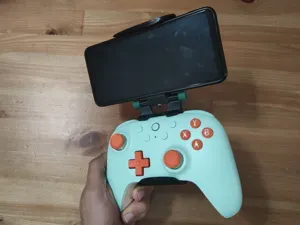 8Bitdo Ultimate 2C Phone holder