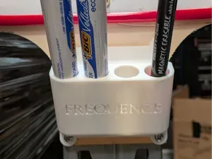 whiteboard marker holder (support de feutres fixe)
